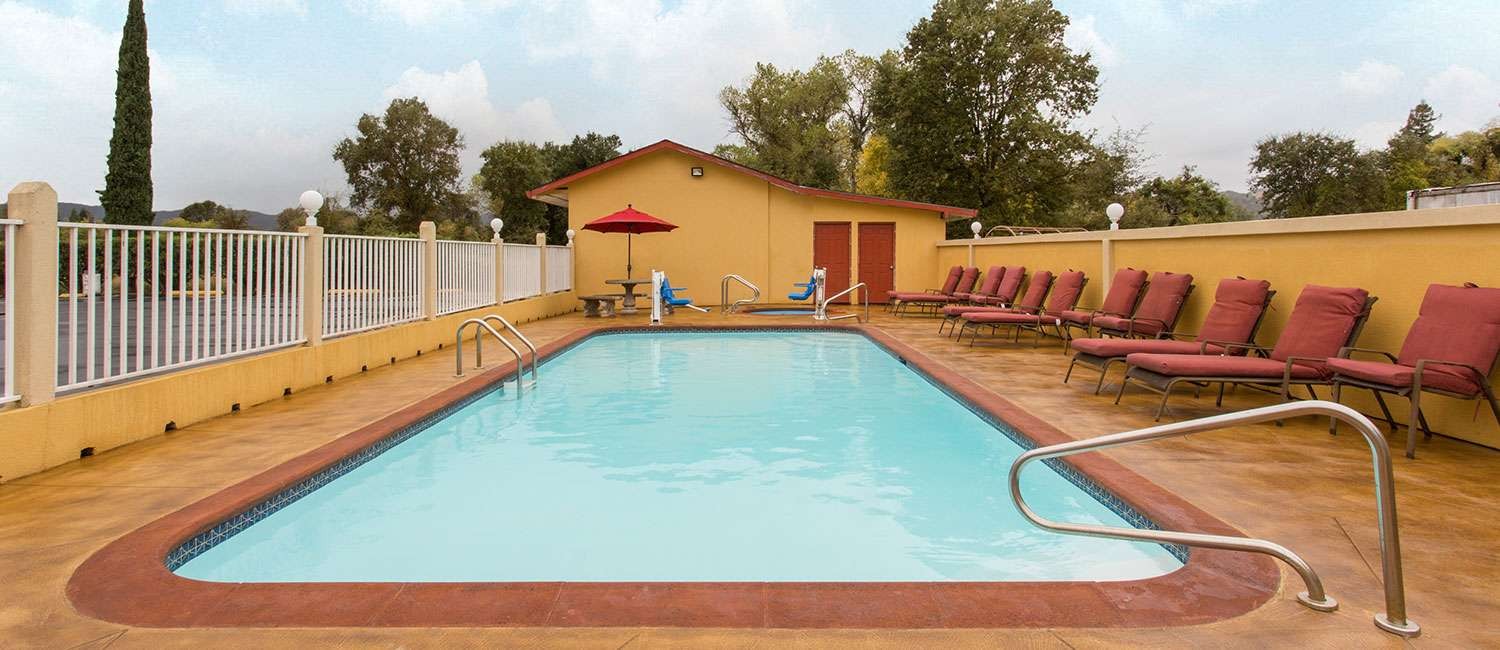 Discover The Amenities And Exclusive Services Available At Upper Lake Inn And Suites